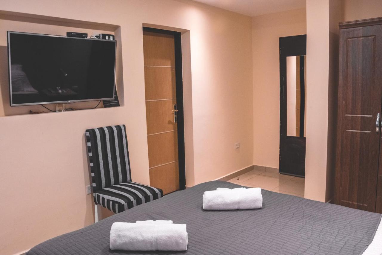 Hotel Posada Las Lengas Veintiocho de Noviembre ภายนอก รูปภาพ